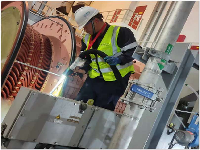 干冰清洗現(xiàn)場(chǎng)照片